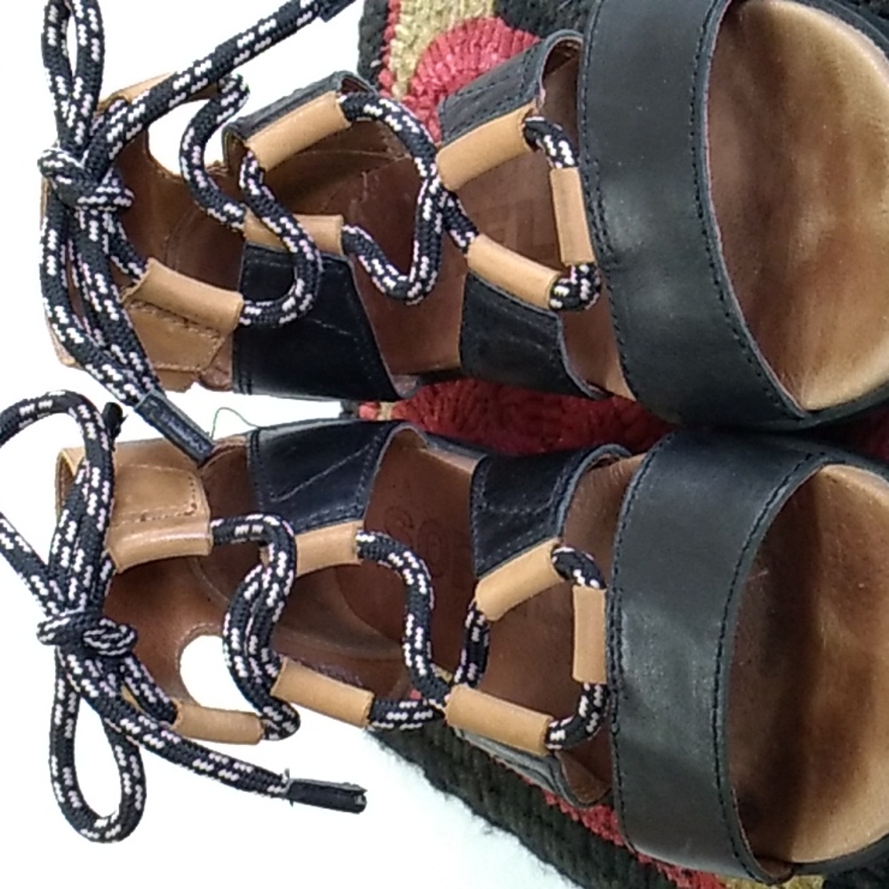 Sorel Gladiator Sandals womens size 9